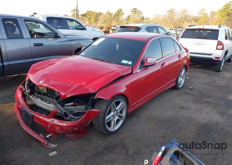 2008 Mercedes-Benz C 300 Luxury/Sport из США, поврежденный, VIN WDDGF54X18F157035